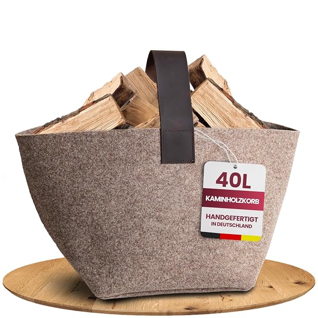 Ein beigefarbener Wollfilz-Holzkorb von 40 Litern mit einem Griff aus echtem Leder und quadratischem Korpus